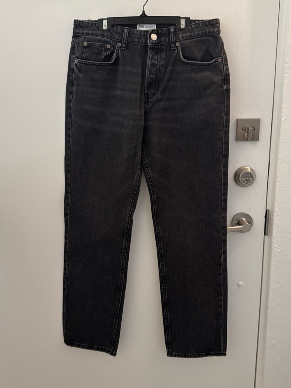 Zara Women's High-Rise Black Washed Straight Jeans